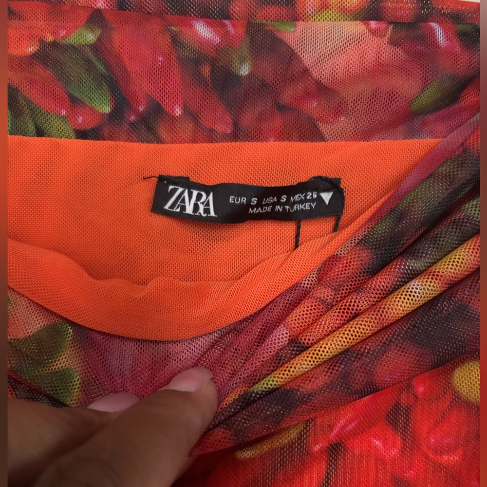 ZARA Womens Tulle Mesh StretchMidi Dress size S NWT Picante Pepper Market Print - Picture 4 of 4